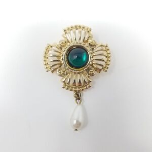 Vintage Green Rhinestone and Gold Tone Brooch with Faux Pearl Drop, Lapel Pin